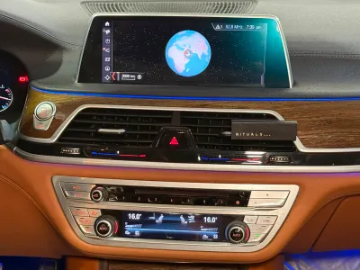 2019 بي ام دبليو الفئة السابعة 730 إل أي