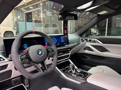 2025 بي ام دبليو الفئة ام إم 4 كومبيتيشن