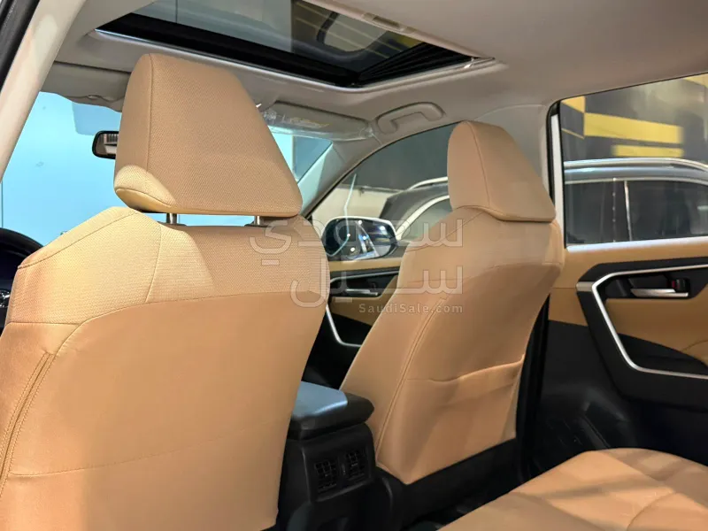 2024 تويوتا راف 4