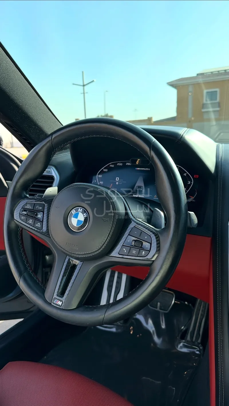 2023 بي ام دبليو الفئة الثامنة إم 850 أي