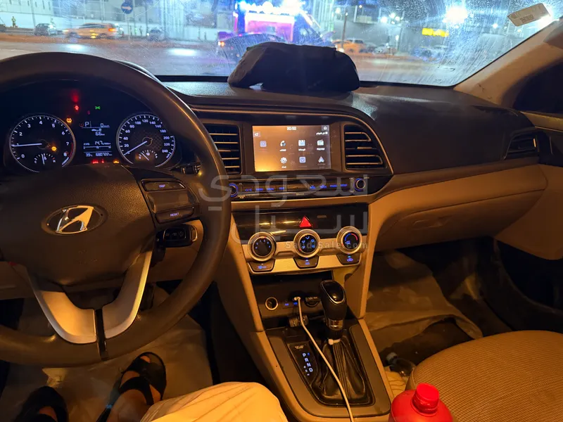 2019 هيونداي النترا