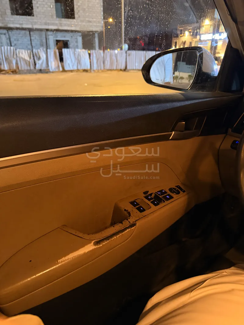 2019 هيونداي النترا