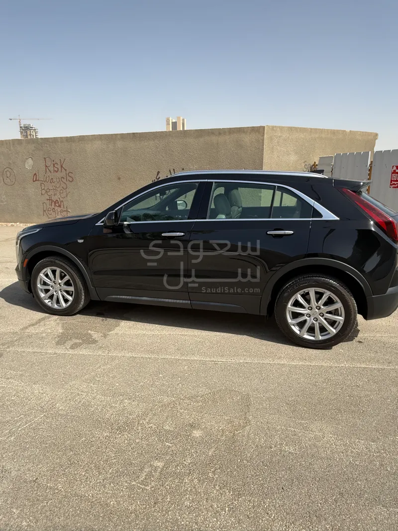 2023 كاديلاك اكس تي 4