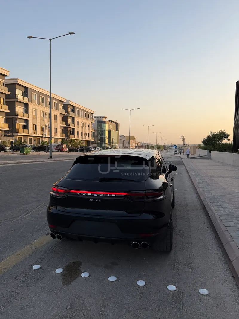 2020 بورش ماكان