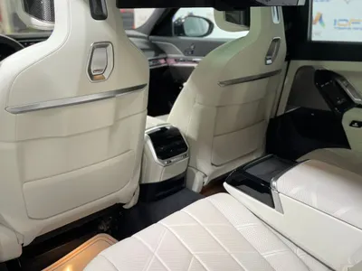 2026 بي ام دبليو الفئة السابعة 735أي