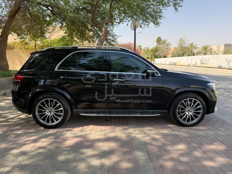 2022 مرسيدس - بنز جي إل إي 450 أي إم جي