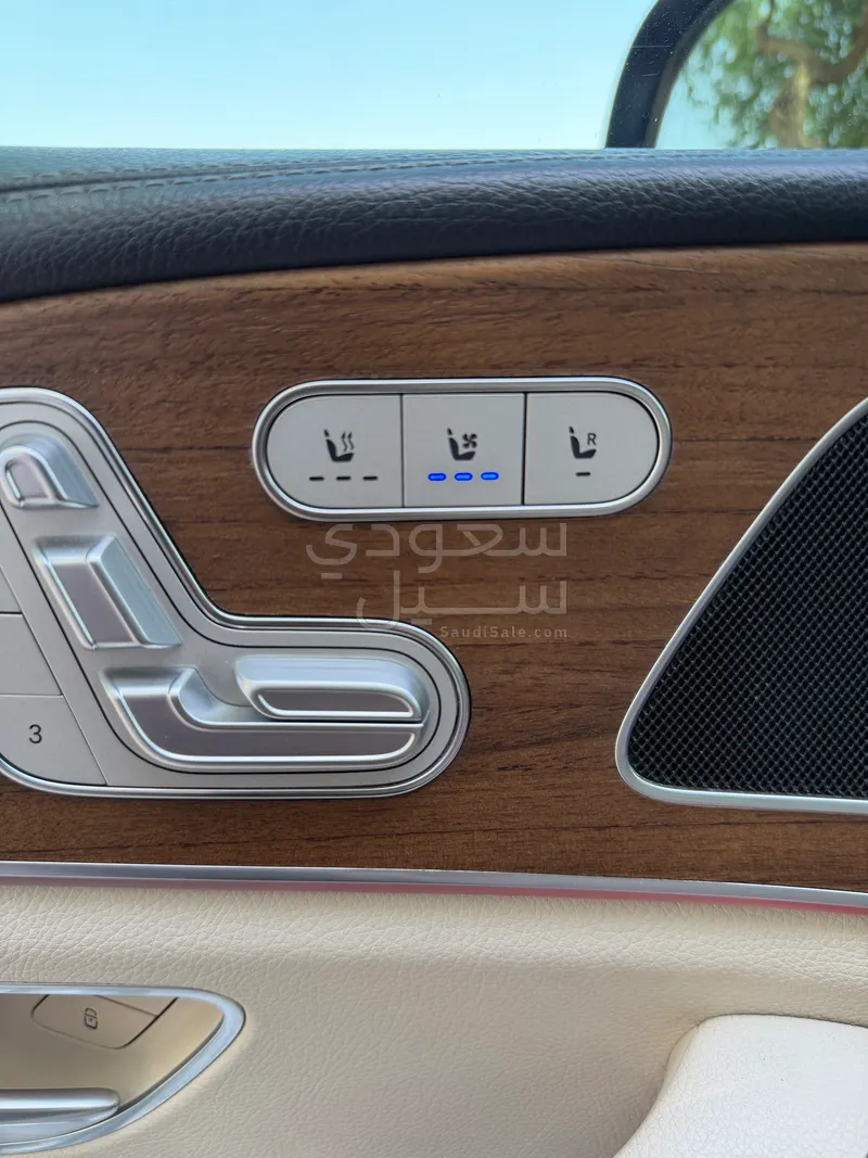 2022 مرسيدس - بنز جي إل إي 450 أي إم جي