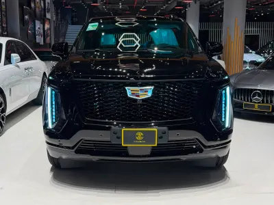 2025 كاديلاك اسكاليد بلاتينيوم