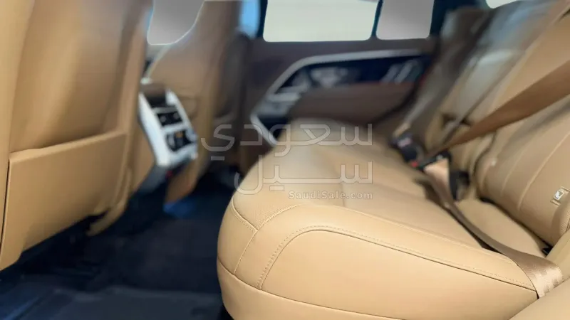 2025 لاند روفر رينج روفر اتش اس اي
