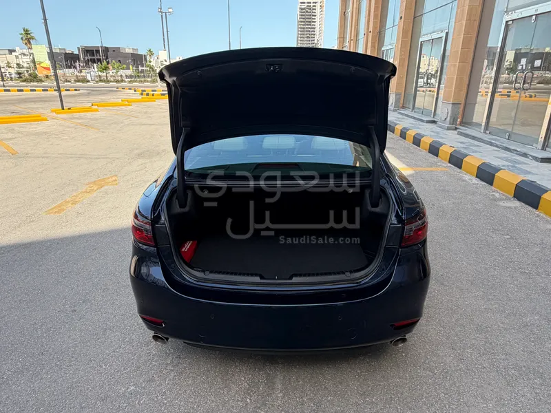 2023 مازدا مازدا 6