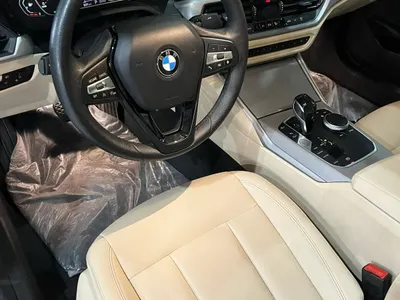 2021 بي ام دبليو الفئة الثالثة 320 أي