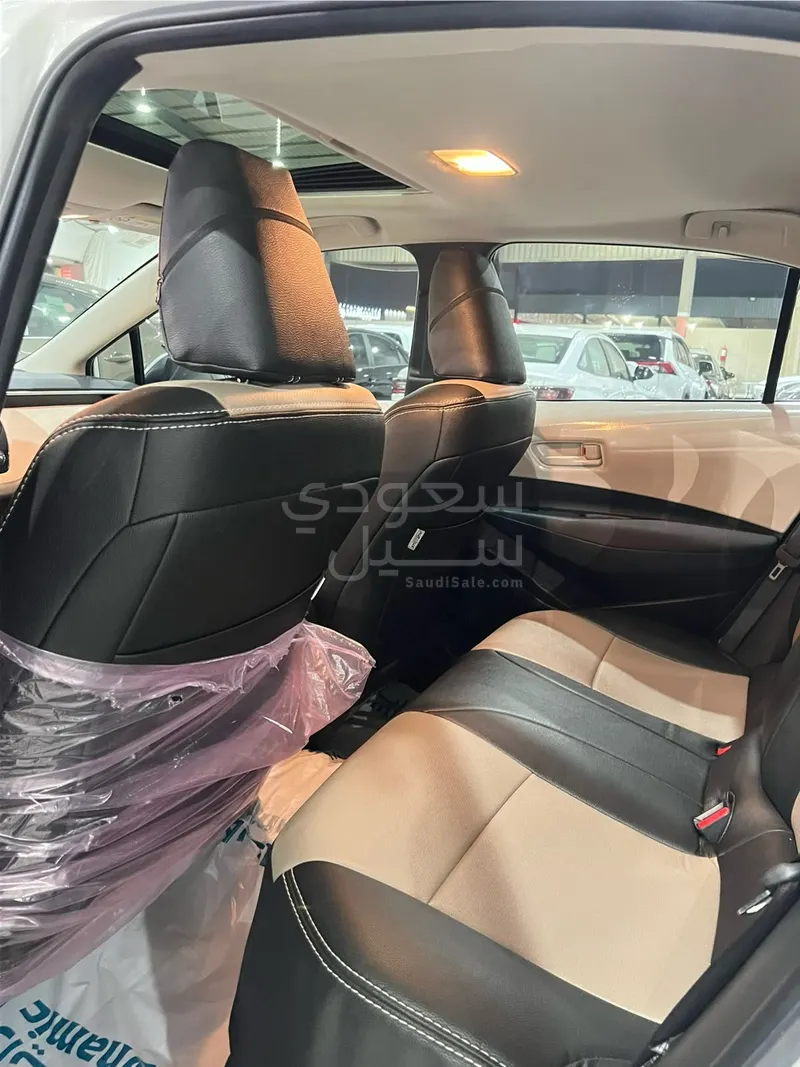 2021 تويوتا كورولا