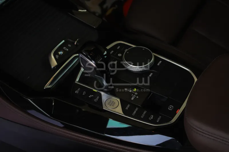 2025 بي ام دبليو الفئة اكس 4