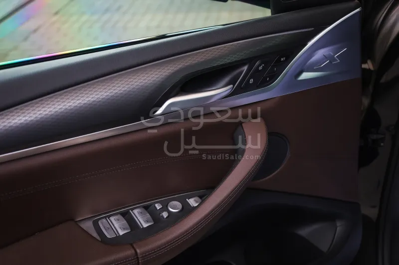 2025 بي ام دبليو الفئة اكس 4
