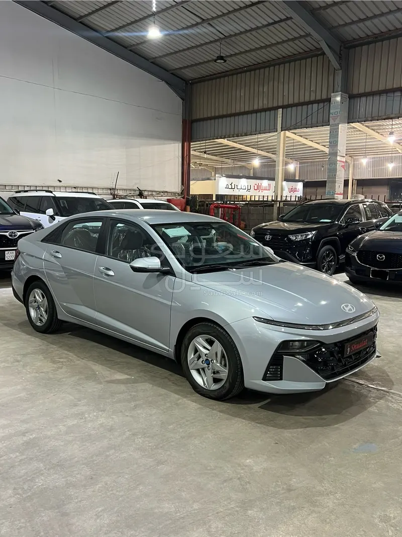 2024 هيونداي اكسنت سمارت