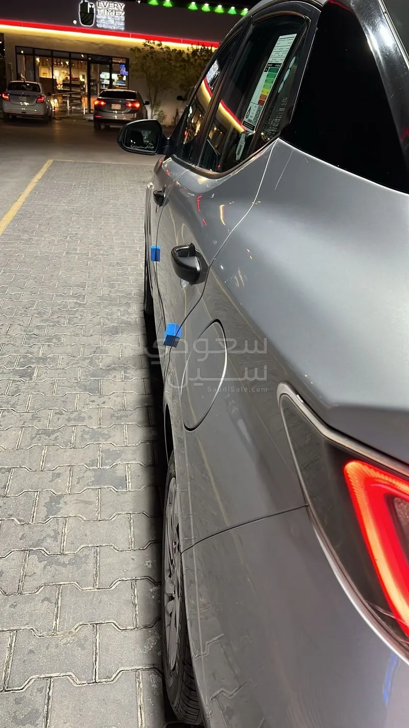 2023 هيونداي اي 10