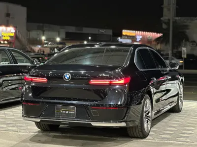 2023 بي ام دبليو الفئة السابعة 735 إل أي