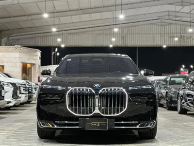2023 بي ام دبليو الفئة السابعة 735 إل أي