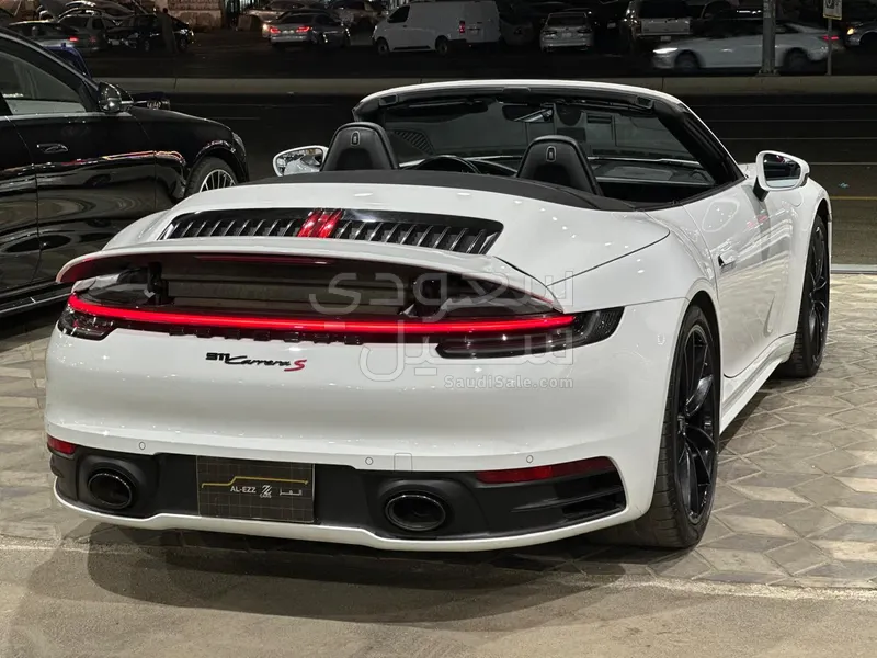 2020 بورش 911 كاريرا