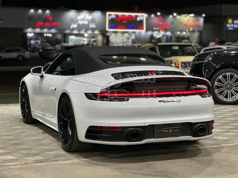 2020 بورش 911 كاريرا