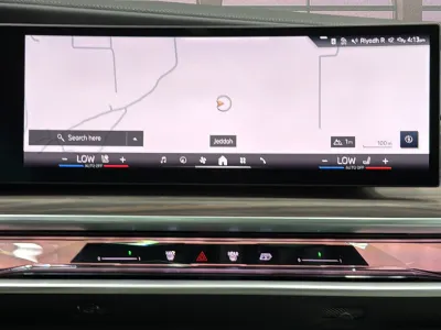 2026 بي ام دبليو الفئة السابعة 735 إل أي