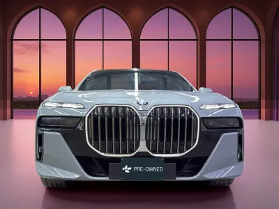 2026 بي ام دبليو الفئة السابعة 735 إل أي