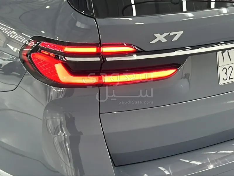 2026 بي ام دبليو الفئة اكس 7