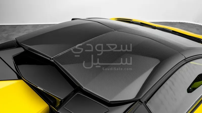 2022 لمبرجيني افنتادور التيمي