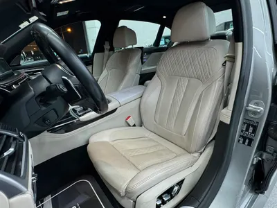 2020 بي ام دبليو الفئة السابعة 730 إل أي