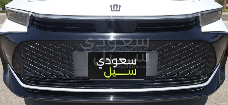 2023 تويوتا كراون بريميوم