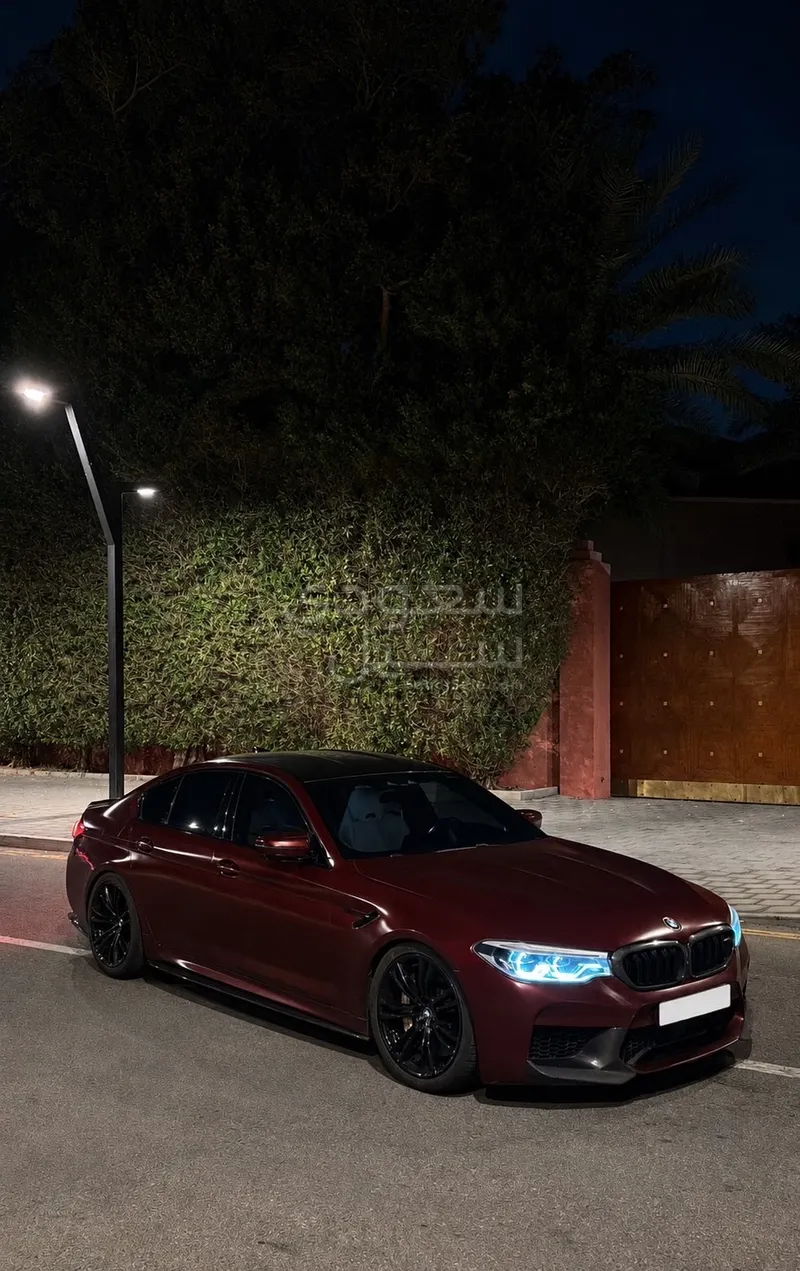 2018 بي ام دبليو الفئة ام إم 5