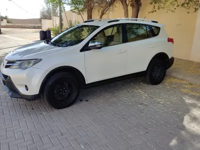 2015 تويوتا راف 4