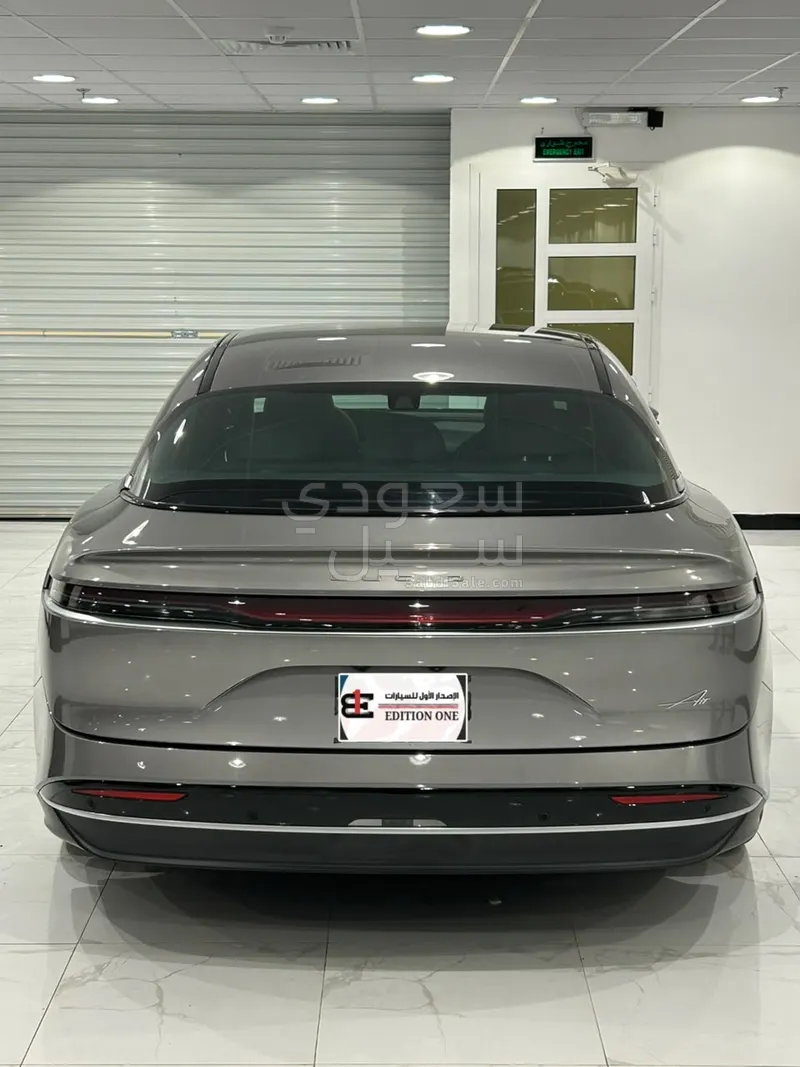 2025 لوسيد اير بيور