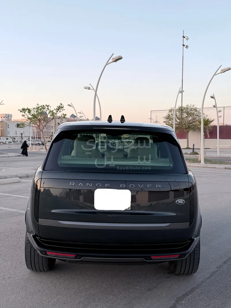 2023 لاند روفر رينج روفر اتش اس اي