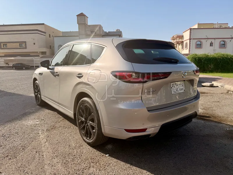 2025 مازدا سي اكس 60