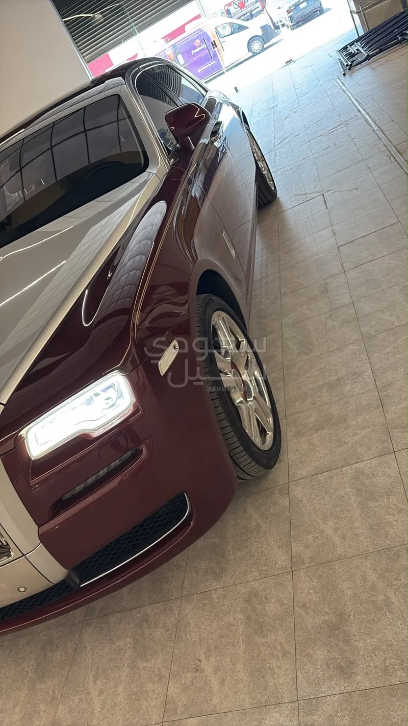 2015 رولز رويس قوست