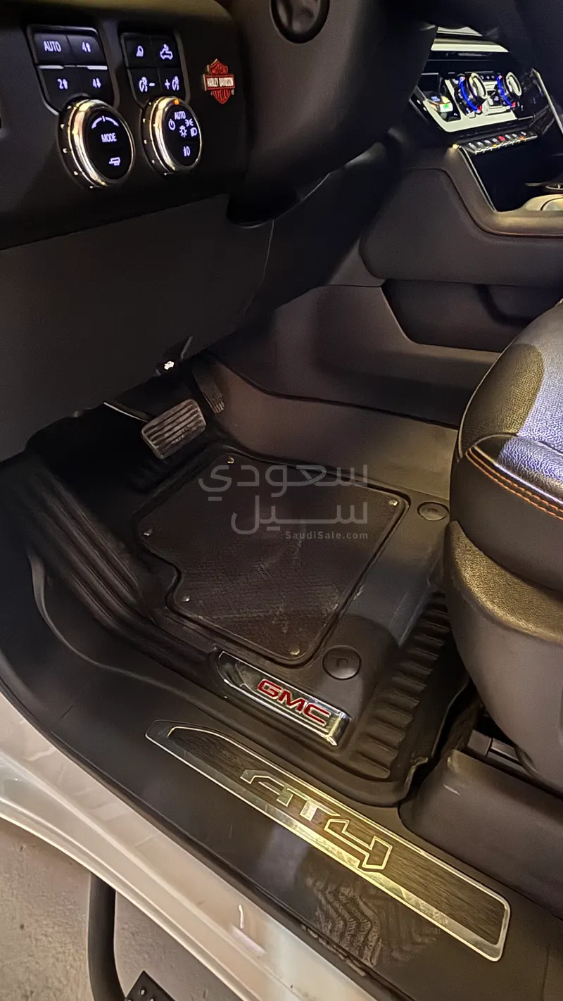 2023 جي ام سي سييرا اي تي 4