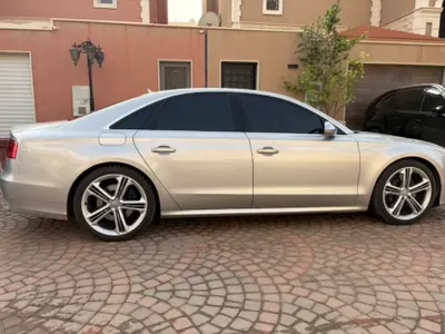2013 اودي اس 8