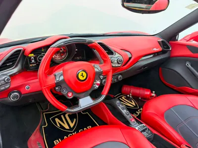 2017 فيراري 488