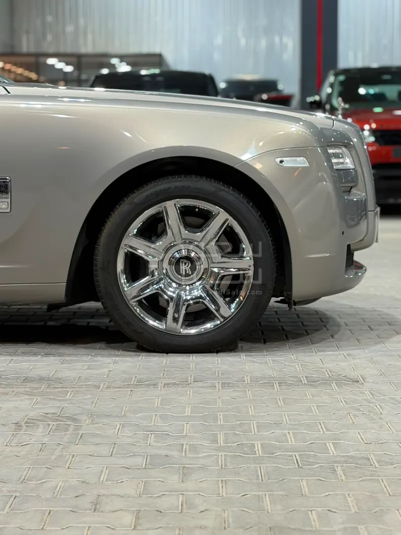 2012 رولز رويس قوست