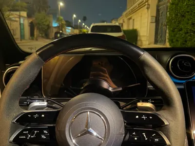 2023 مرسيدس - بنز سي 43 أي إم جي