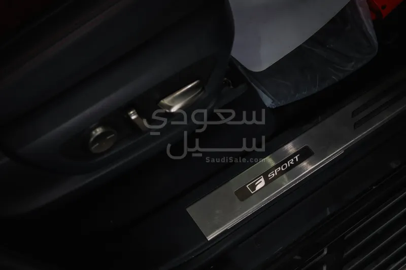 2024 لكزس إل إكس 600 إف