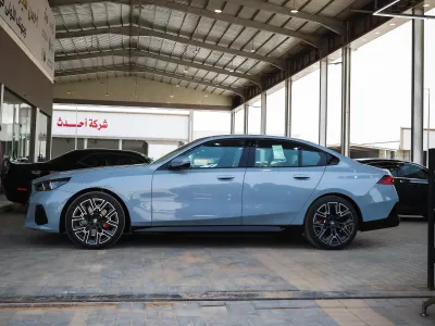 2026 بي ام دبليو الفئة الخامسة 520 أي