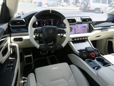 2025 لمبرجيني اوروس اس اي