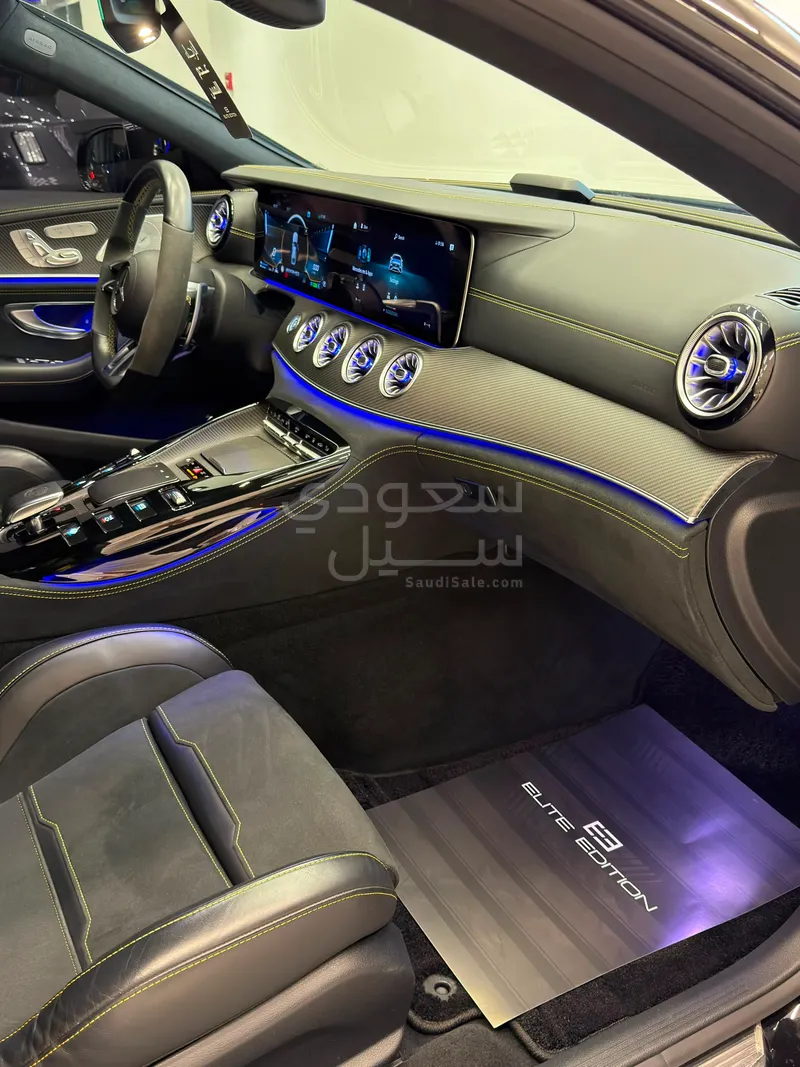 2023 مرسيدس - بنز جي تي 63 اس اي بيرفورمانس