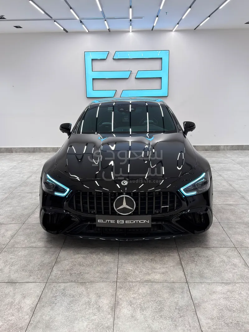 2023 مرسيدس - بنز جي تي 63 اس اي بيرفورمانس