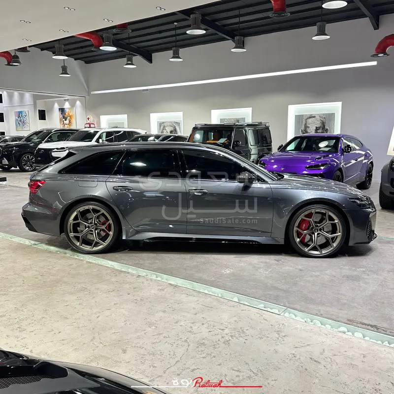 2025 اودي ار اس 6
