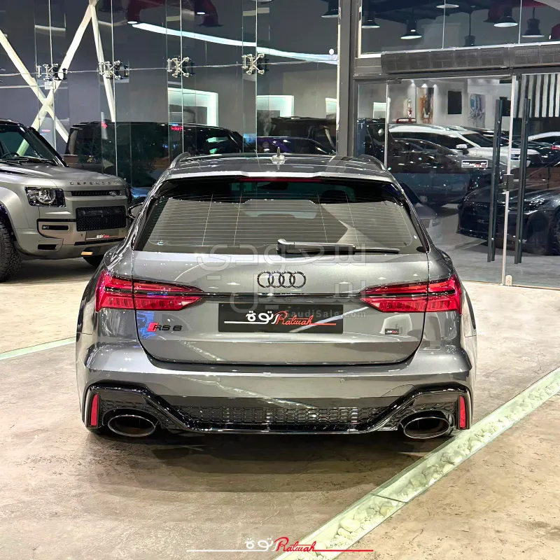 2025 اودي ار اس 6
