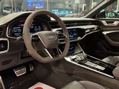2025 اودي ار اس 6
