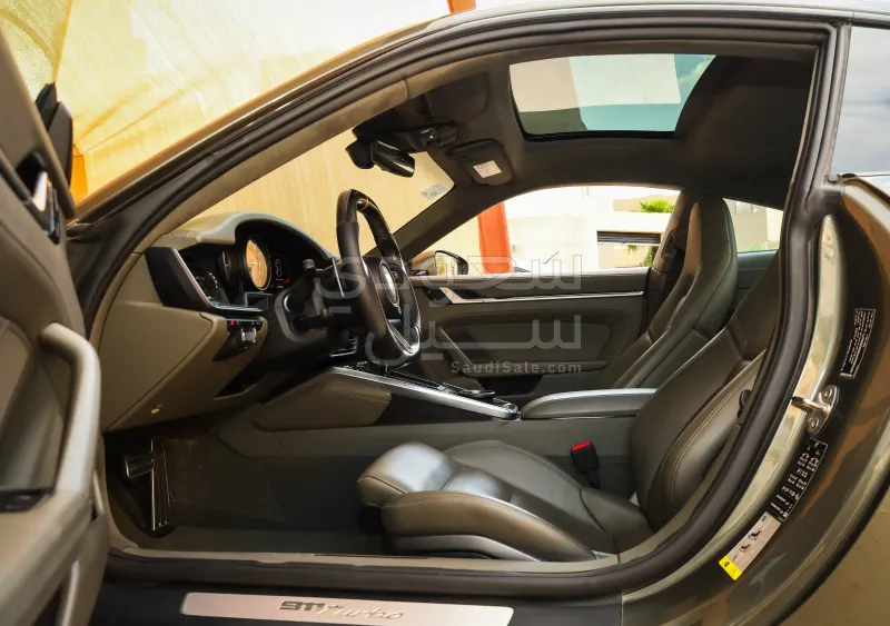 2022 بورش 911 توربو
